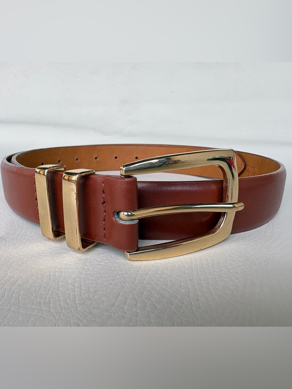 Coniac women’s belt with gold hardware
